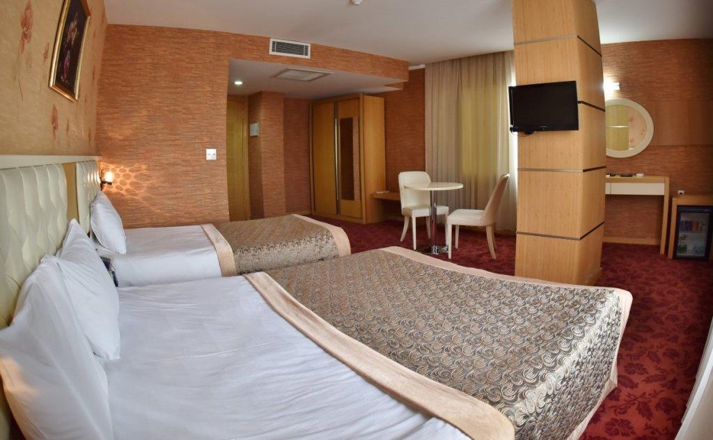 Adana Park Hotel Exterior foto