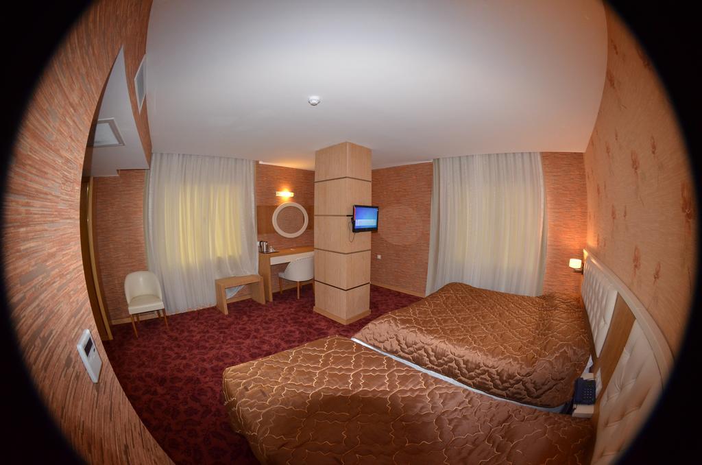 Adana Park Hotel Quarto foto